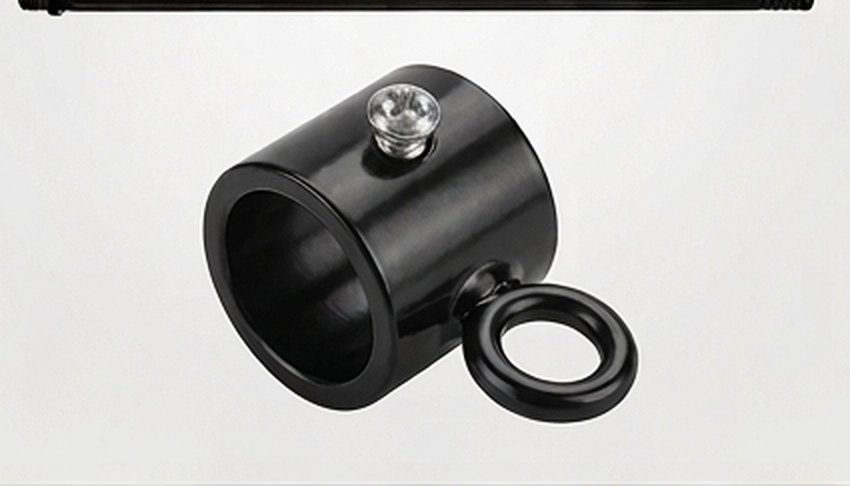 Close-up of the 5 Feet mounting clamp and anti-wrap ring